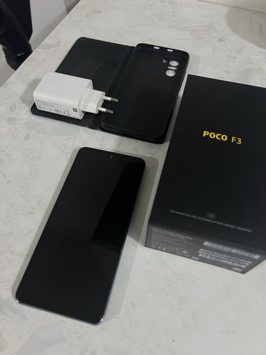 Продается телефон Poco F3