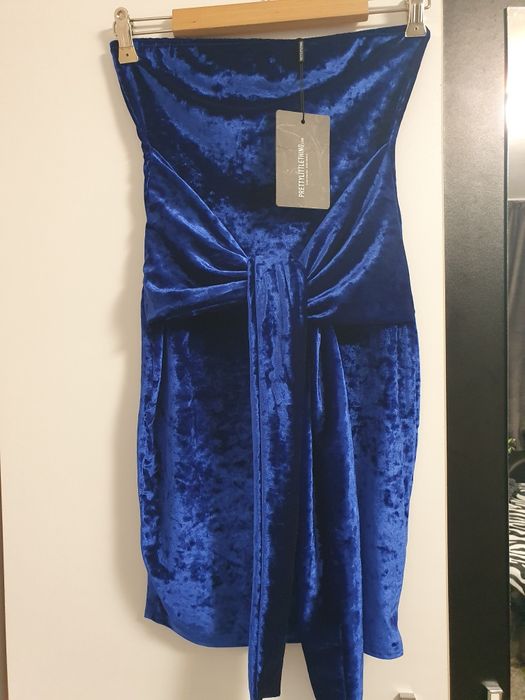 Rochie.      Noua