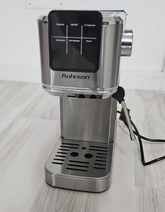 Vand espressor manual Rohnson R98016