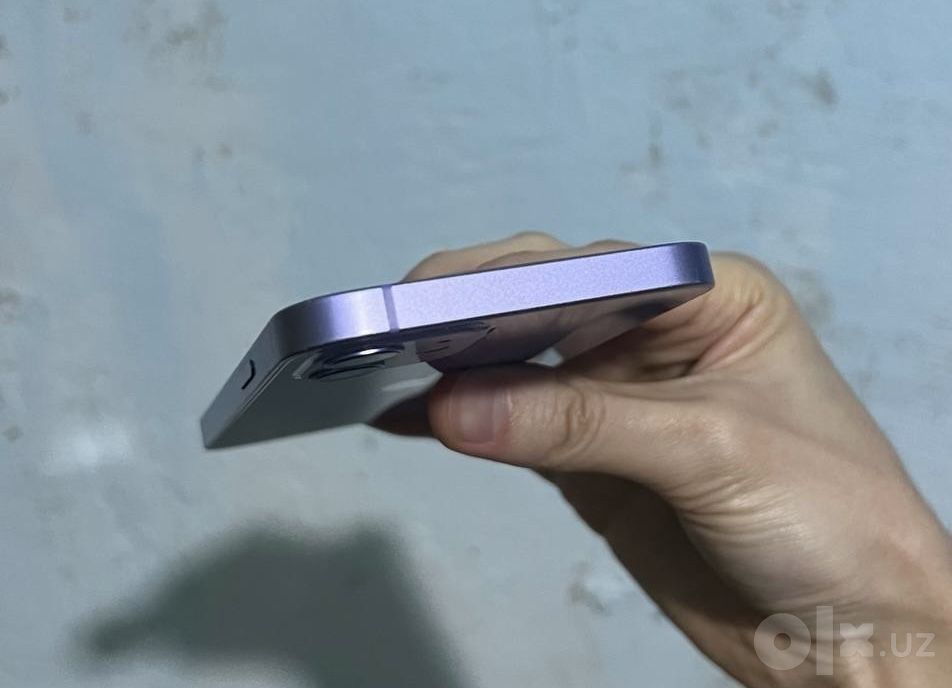 iPhone 12  идеал с коробкой