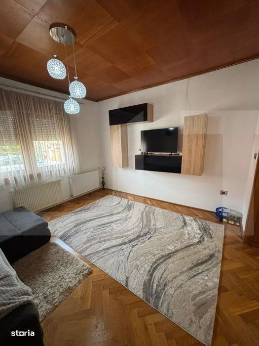 Casa moderna, cu sauna, 7 camere, pompa de caldura si panouri fotovolt