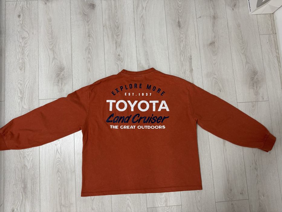 Кофта toyota & pull&bear