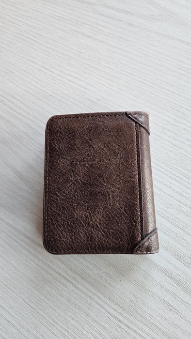 Мъжки кожен портфейл