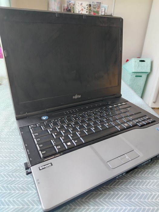 Лаптоп Fujitsu 14
