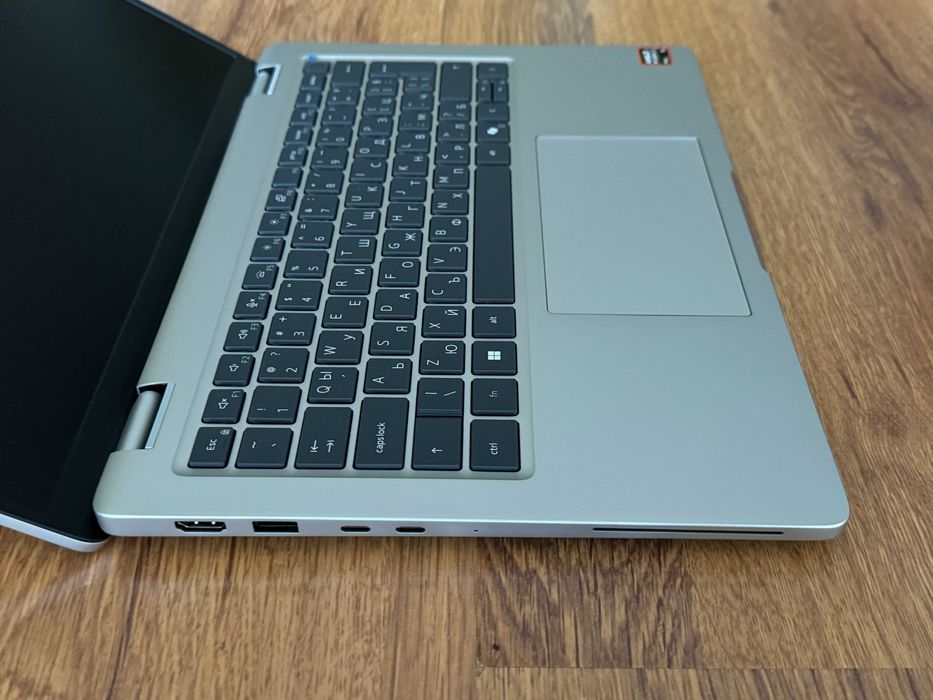 ЧИСТО НОВ 14' WUXGA Ryzen AI 5 Pro 340 DELL Pro 14 Plus PB14255 32GB LPDDR5/512GB NVMe/3г. Гаранция