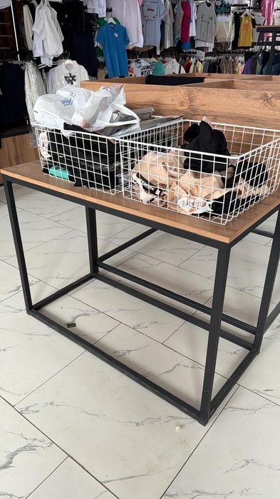 Продам витрины для одежды