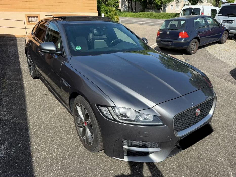 Dezmembrez Jaguar XF X260 2015-2024
