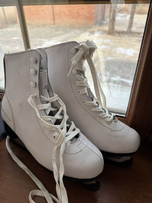 Коньки RealSport