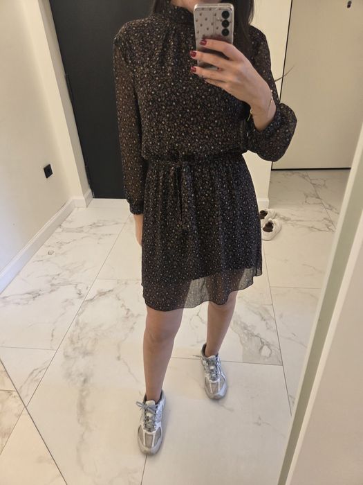 Лот от 2 рокли, подходящи за размер С-M