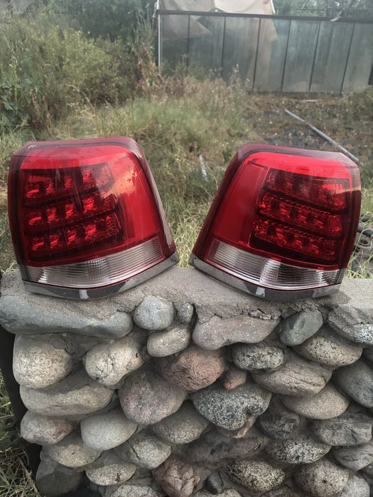 Toyota Land Cruiser 200