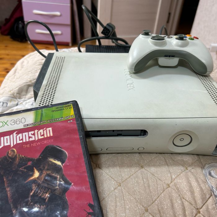 Продам xbox 360 120гб с игрой