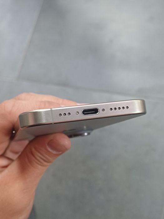 Iphone 15 pro 128g