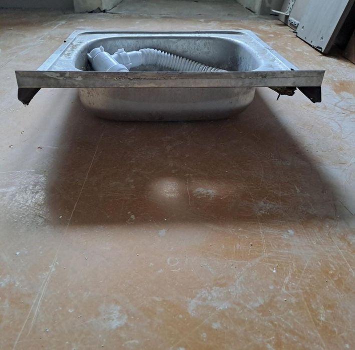 Продам раковину, б/у.