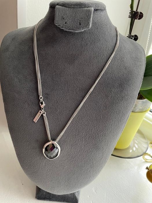 Продаётся колье серебро 925 пробы, маркированное