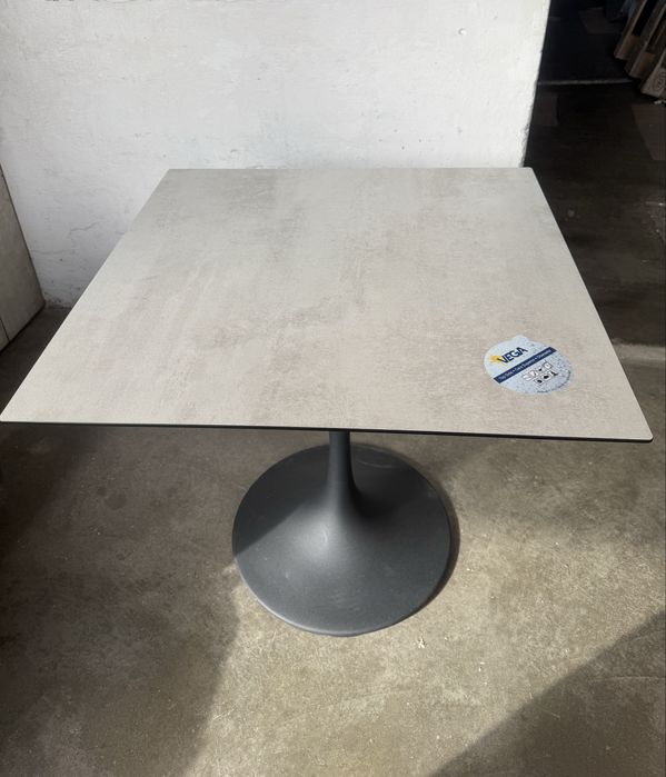 Mese Restaurant/Mese Bar/ Mese terasa