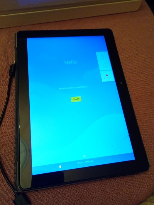 Tableta MeBerry, la cutie