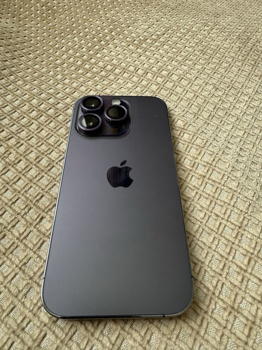 Продам Айфон 14 про