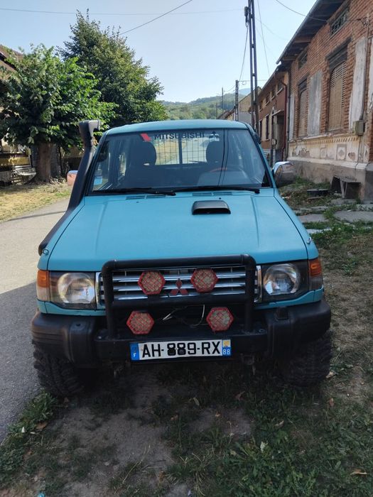 Mitsubishi Pajero motor 2.5