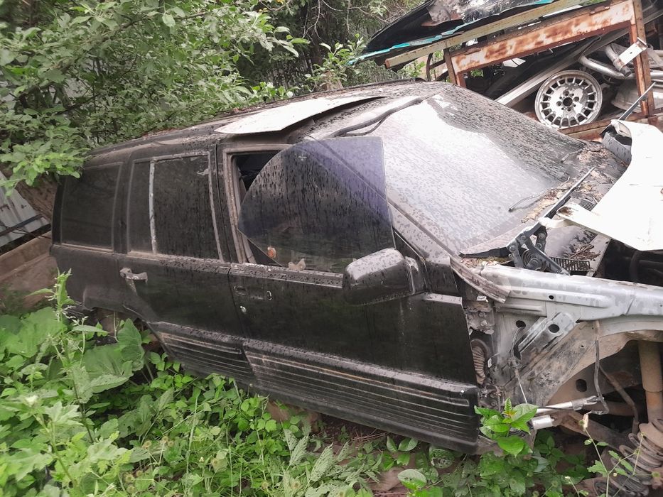Кузов чероки   мотор 6 ж72  делика