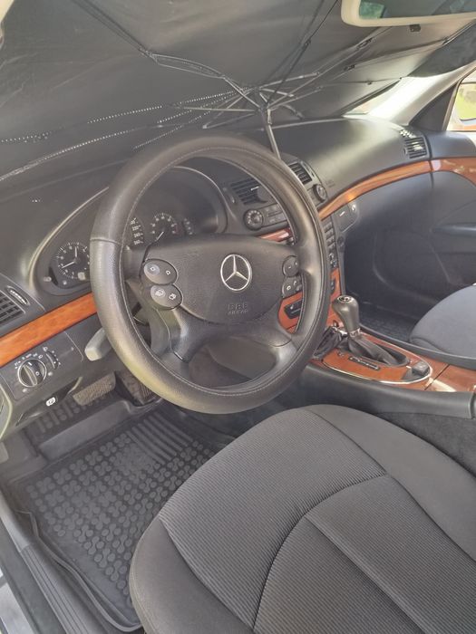 Mercedes E classe w211 1.8 benzina și GPL