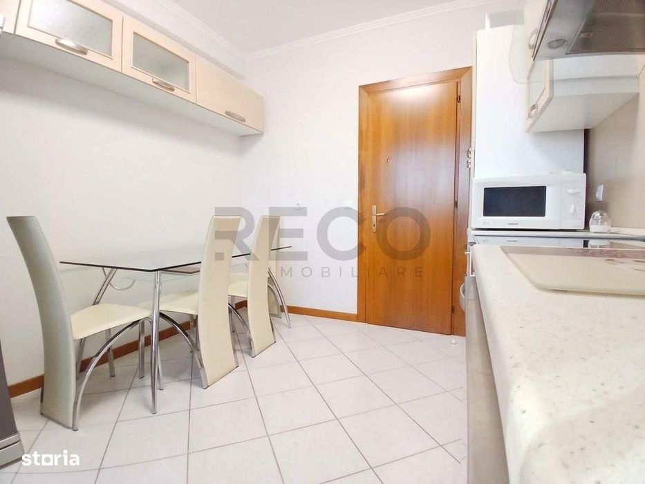 RECO Apartament cu 2 camere decomandat Nelocuit. Zona centrala etaj 23