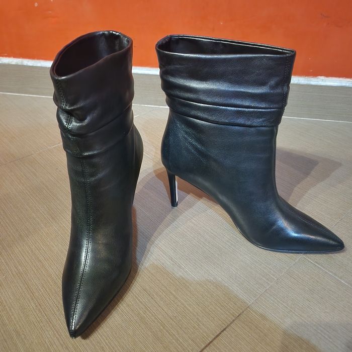 Дамски боти Guess