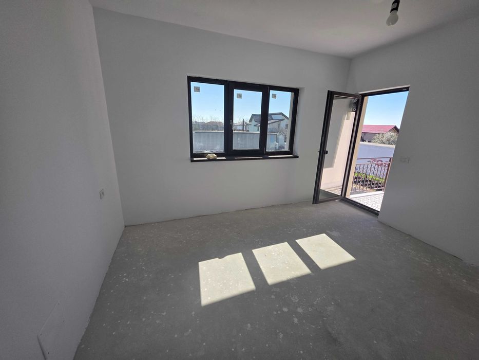 Casa P+1E de vanzare