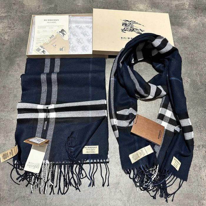 Луксозен подаръчен комплект Маркови шалове markovi shalove lux podarak