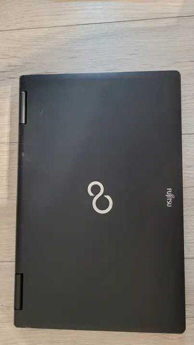 Dezmembrez laptop Fujitsu Lifebook E752 intel i3 2nd Gen