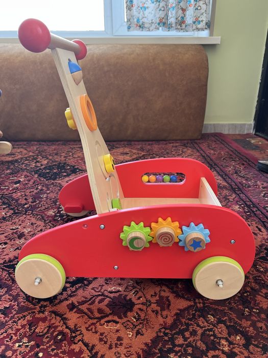 Продам ходунки-каталку HAPE