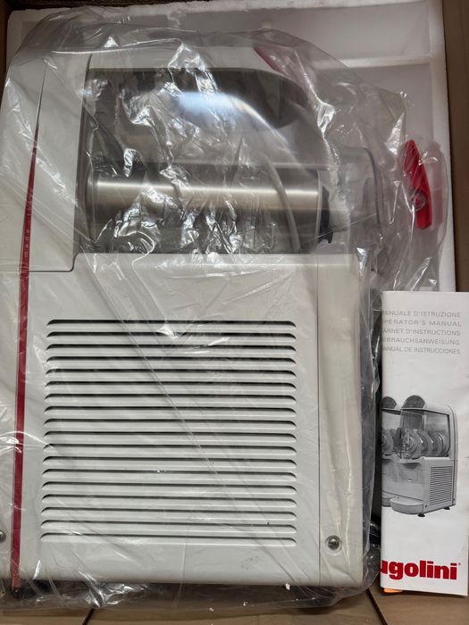Aparat NOU SIGILAT Granita suc Ugolini fabricat Italia