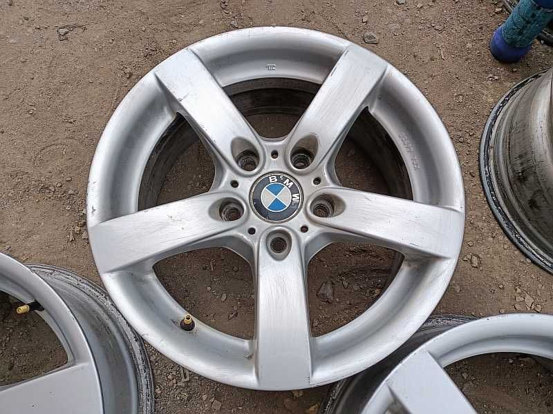 Продам оригинальные легкосплавные диски на автомашину БМВ