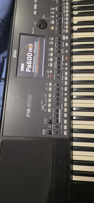 Клавир КORG PA 600