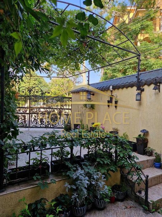 Дава се под наем Етаж от къща в Варна, м-т Траката - 65 кв.м за 408 € - Снимка #7