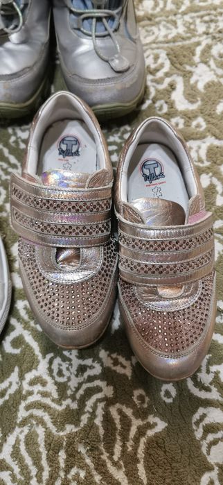 Обувь на девочку 7-8 лет