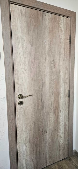 Врати 3бр. Комплект с касите, нравите и дръжките