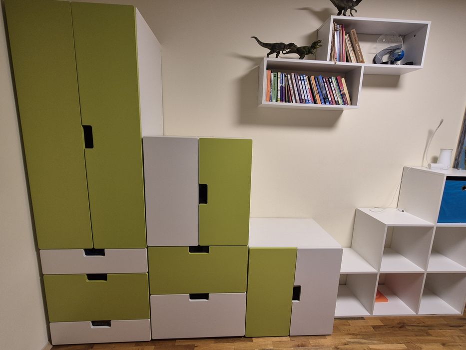 Детска стая обзавеждане/гардероб/легло