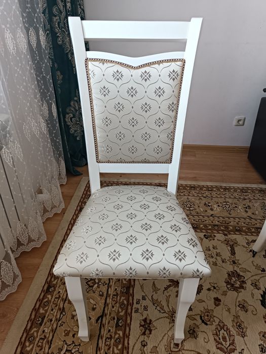 Продам стол со стулями