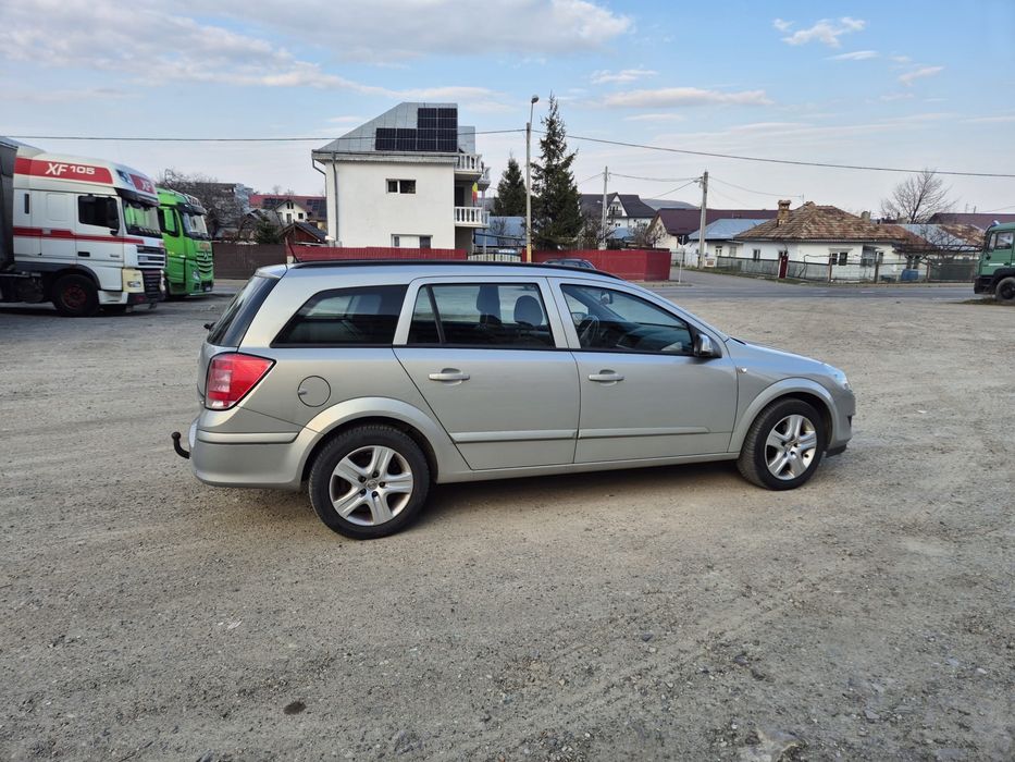 OPEL Astra 2009 — imagine 4