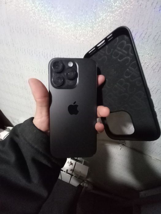 Iphone 16 pro sroshna