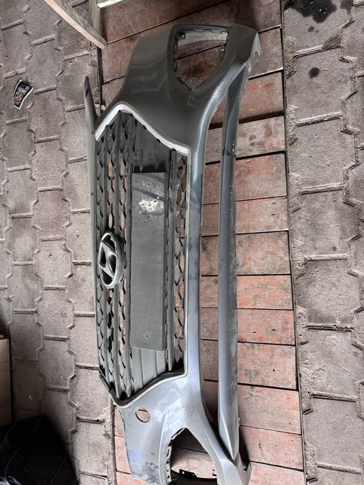 Передний бампер акцент