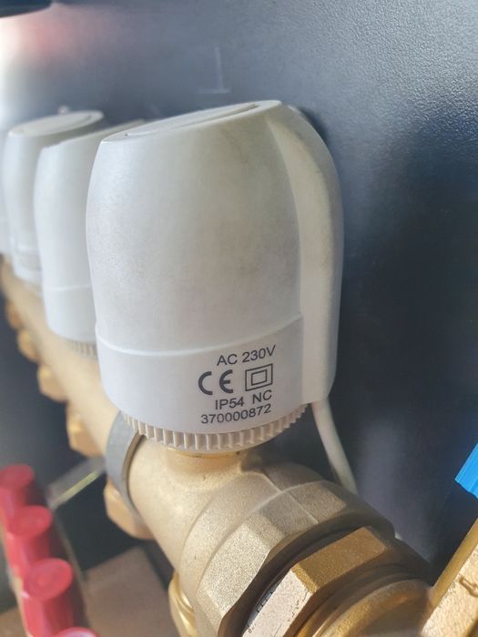 Терморегуляторы для водянной теплому полу управление через WI-FI