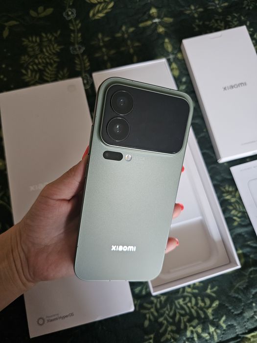 Xiaomi 17 Pro 256/12GB

Пълен Комплект

Възможно лично предаване в София!

Пълен Комплект

Възможно лично предаване