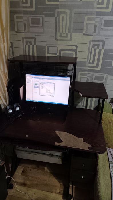 Компьютер  со столом