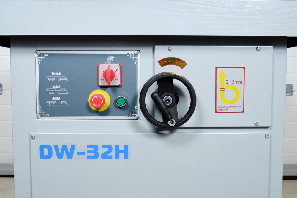 Станок фрезерный DELTAMACHINERY DW-32H