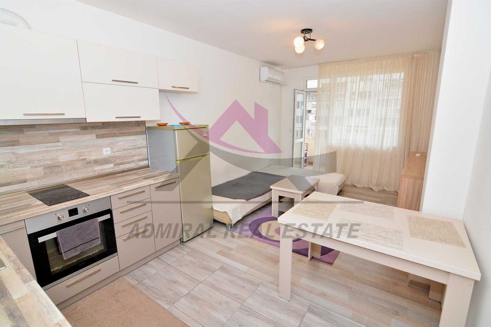 Дава се под наем Двустаен апартамент в Варна, Левски - 100 кв.м за 630 € - Снимка #1