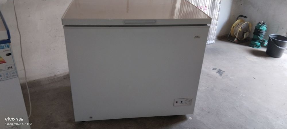 Продам морозильник