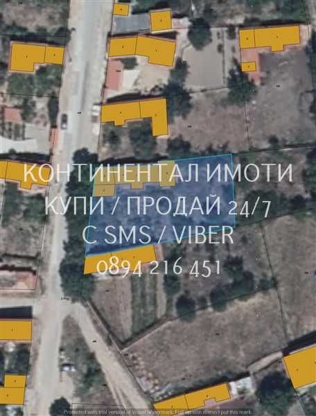 код 63121. Едноетажна къща 85м2 с двор 820м2 с 2 гаража на асфалт