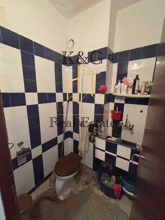 Двустаен апартамент в ж.к " Орел "