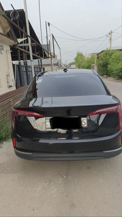 Срочно продам Hongqi EQM-5